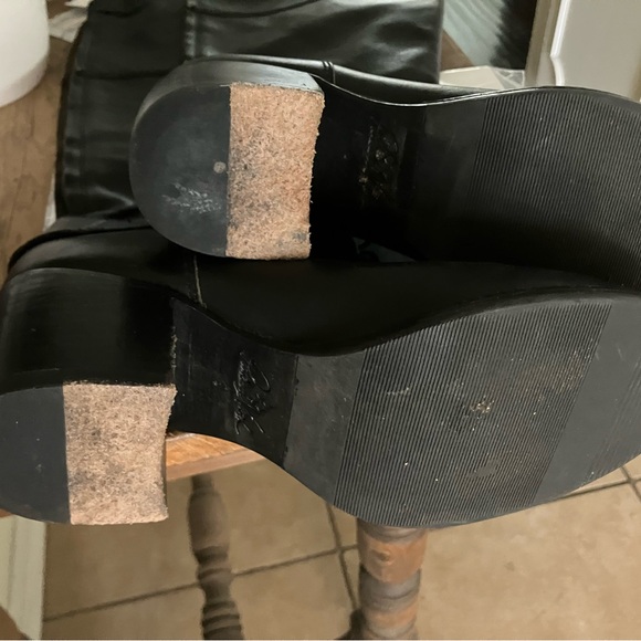 Patricia Nash Woman’s Wide Calf Black - Picture 14 of 16